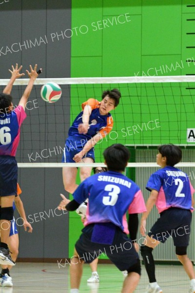 【男子決勝・白樺学園―静内】