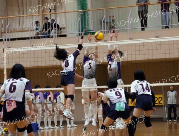 帯南商女子初Ｖ　男子は白樺学園連覇　横田忠義杯道高校バレー 17
