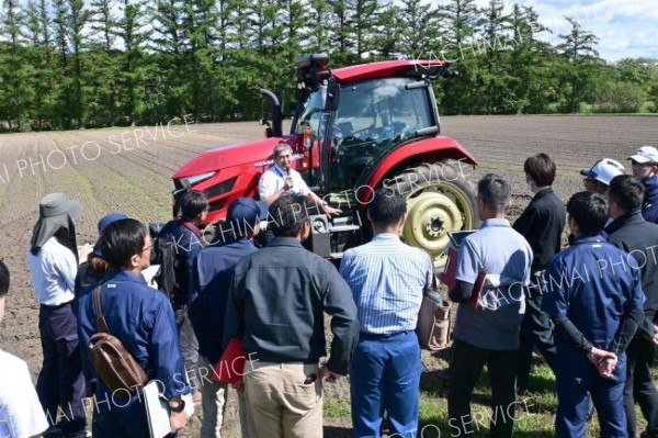 道立農業大学校でロボトラ研修