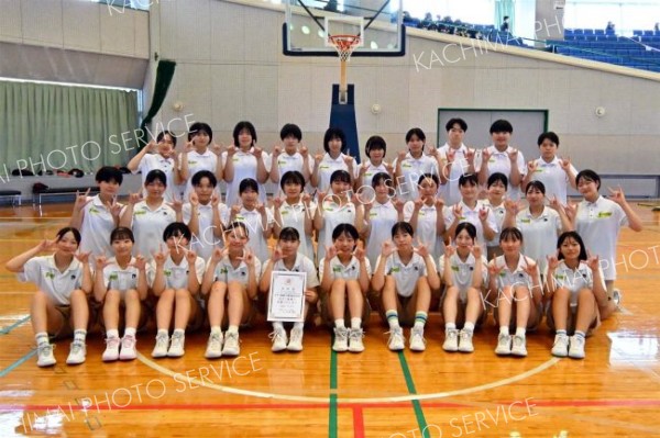 女子２位の白樺学園