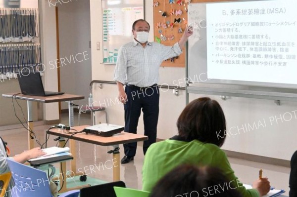 認知症予防には言語学習を　市内クリニックで講演会
