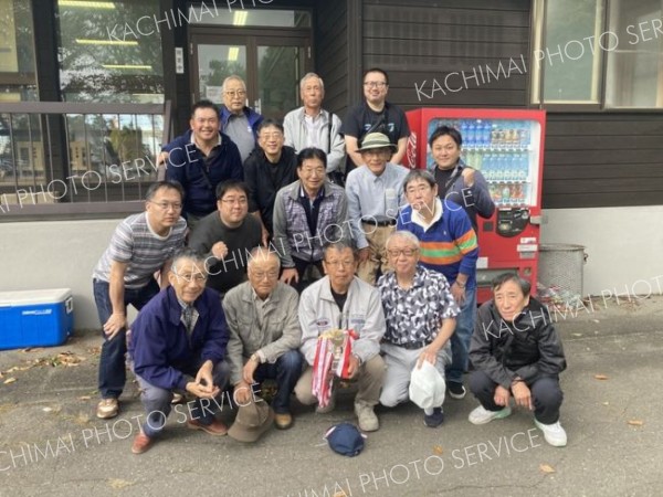 １６人が参加し懇親を深めた十勝エルム会ＰＧ大会