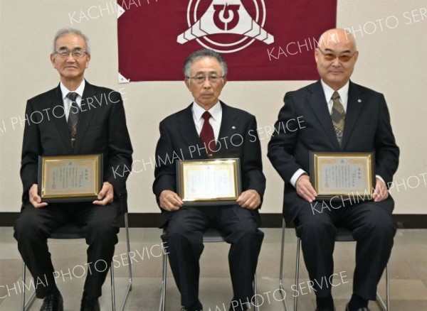 功労者６人を表彰　池田町