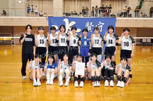 女子準優勝の白樺学園