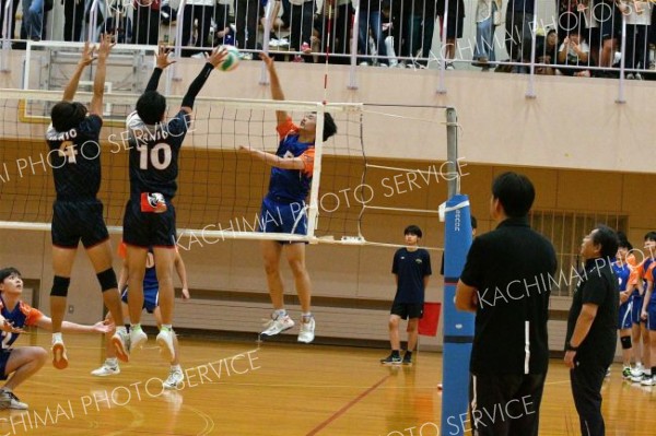 帯南商女子２連覇　男子は白樺学園４年ぶりＶ　全日本バレーボール高校選手権大会十勝地区予選会 14