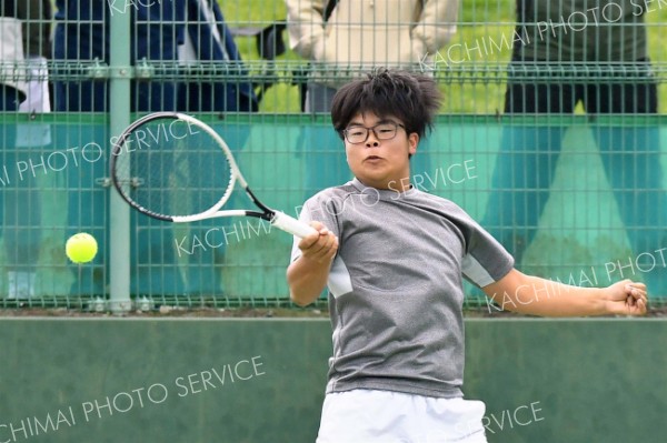 帯柏葉男女、帯大谷女子、帯緑陽男子がベスト１６入り　全国選抜高校テニス道地区予選