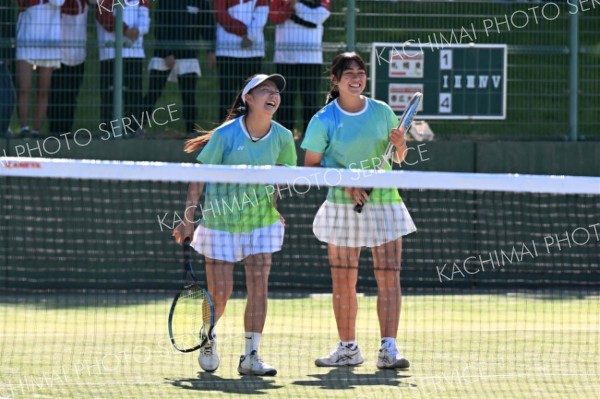 帯柏葉男女、帯大谷女子、帯緑陽男子がベスト１６入り　全国選抜高校テニス道地区予選 29