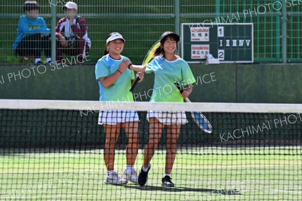 帯柏葉男女、帯大谷女子、帯緑陽男子がベスト１６入り　全国選抜高校テニス道地区予選 35