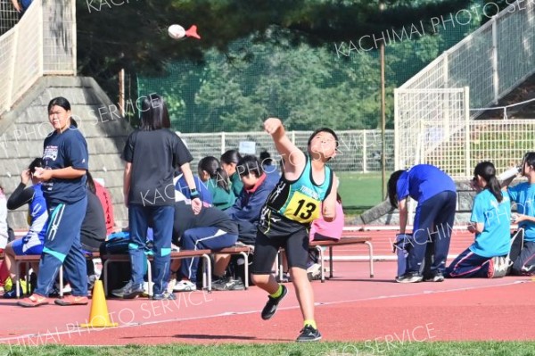 小学生ジャベリックボール投げ