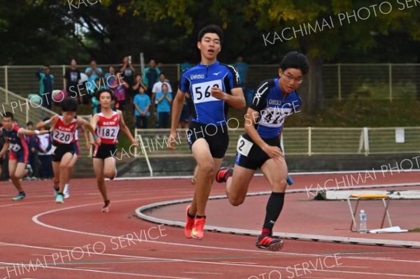 男子４００メートルリレー３組