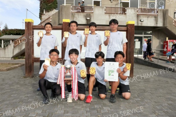 男子団体戦を２連覇した帯南町