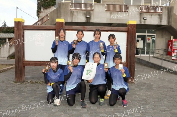 女子団体戦準優勝の帯南町