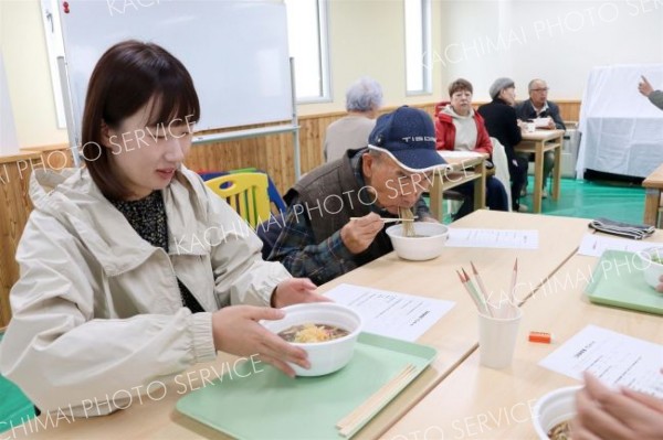 新そばの風味を堪能　池田で「祭り」