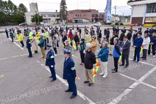 事故防止へ啓発　本別で人の波１４０人