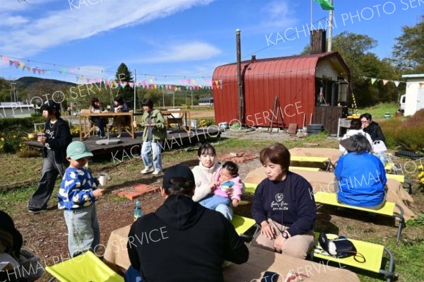 足寄町愛冠でゆったりとした時間楽しむ　有志が「アイカップフェスト２０２５」