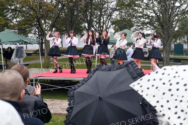 アイドル部やダンスゼミのステージ盛況　星槎国際帯広「星槎祭」