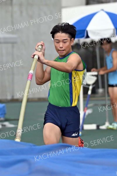 【Ｕ１６男子棒高跳・決勝】