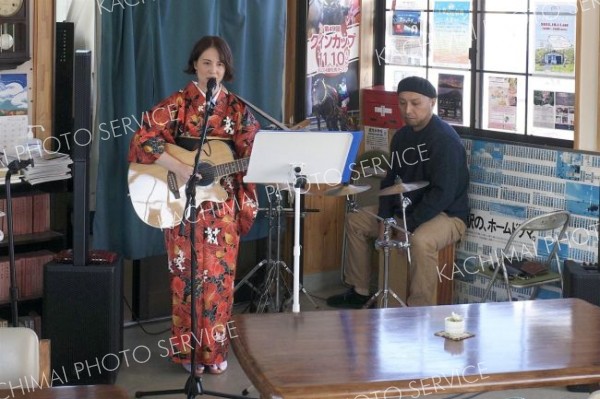 足寄の珈琲座間屋で音楽イベント