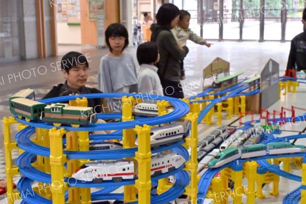 帯広駅１２０周年イベント（金野和彦撮影）