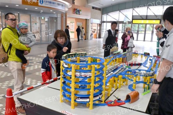 帯広駅１２０周年イベント（金野和彦撮影）