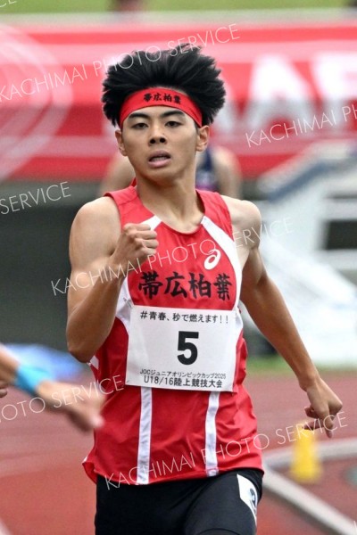 【Ｕ１８男子８００メートル・予選２組】１分５５秒２１で組７位