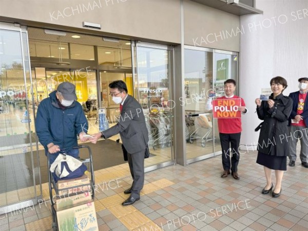 ポリオ根絶で広報活動　帯広西ＲＣ 5