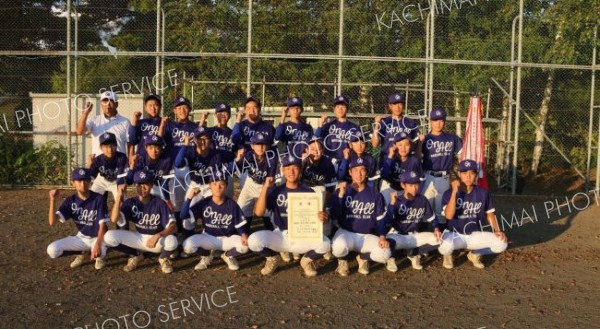 北北海道大会を初制覇し、来年３月の文部科学大臣杯全日本少年春季軟式野球大会出場を決めたおんおーるベースボールクラブ