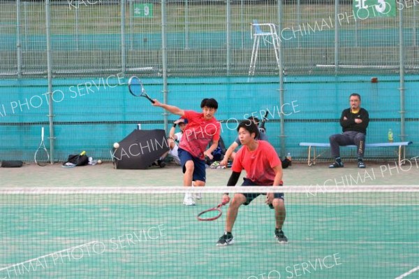 タケシマスポーツＡが男女優勝　全十勝加盟団体対抗ソフトテニス 7