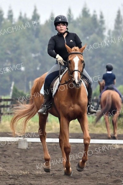 秋空の下、人馬一体で競技　秋季十勝地区馬術大会 3