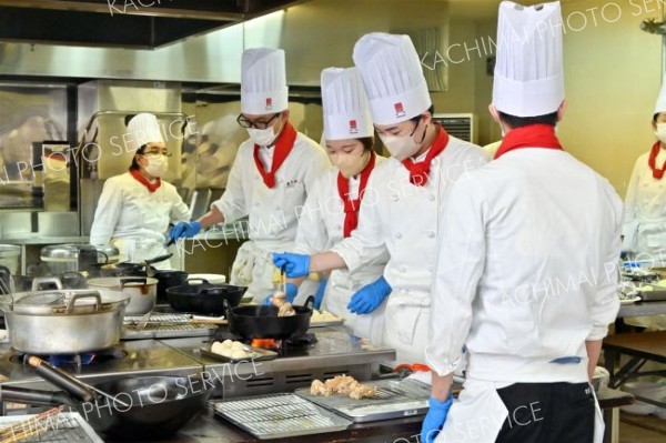 学びの成果を披露　帯広調理師専門学校で「帯調祭」 2