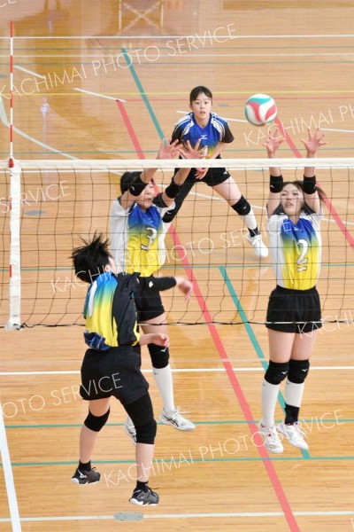 下音更女子４連覇、男子は帯広合同２年ぶりＶ　バレー全十勝中体連秋季大会 14