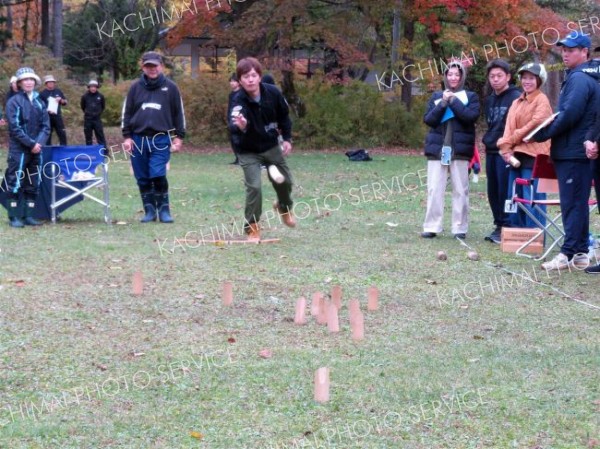 熱戦が繰り広げられたモルック大会