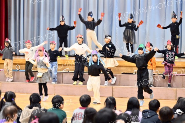 帯広森の里小学校で学習発表会（金野和彦撮影）