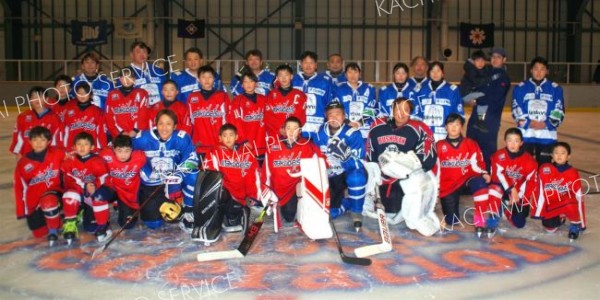 社会人アイスホッケーチームが２年ぶりに復活　浦幌