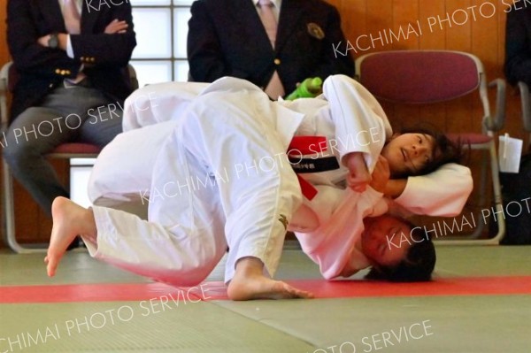 【女子個人戦５２キロ級】