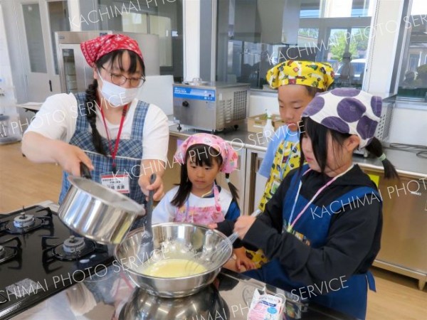 料理教室などで使われている
