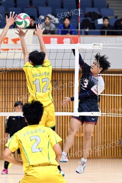 【男子２回戦・帯三条―北海