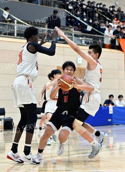 【男子予選ブロックｃ組決勝・帯大谷―北海道栄】