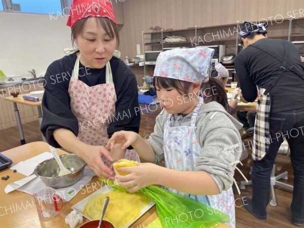 お菓子作りで牛乳消費拡大を　北海道十勝牛乳普及事業が料理講習会