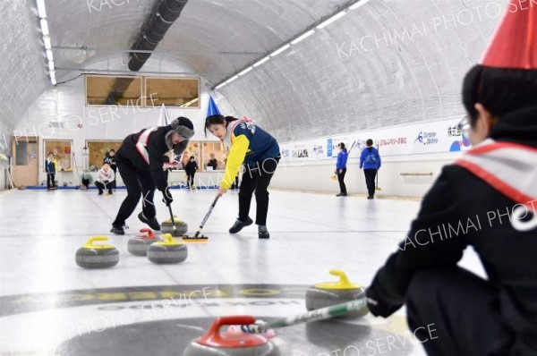 ゴールドは１０２４制す　６－３ハヤシーボウル　カーリングハーベストカップ