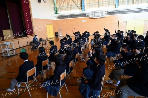 薬物依存の怖さ痛感　大樹高校で乱用防止講話