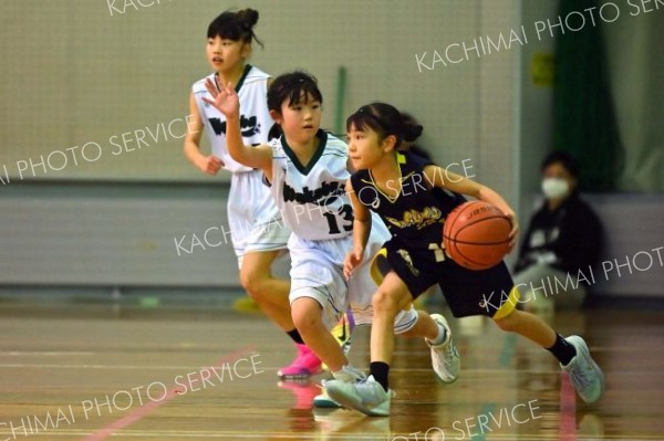 女子決勝リーグ　帯広若葉―札南ラビッツ