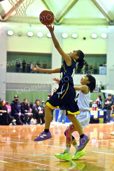 女子決勝リーグ　帯広若葉―札南ラビッツ