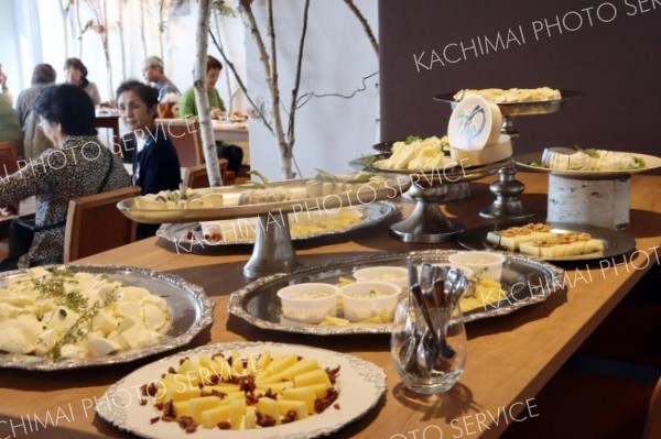 十勝のチーズとワイン城のランチを堪能　池田 3