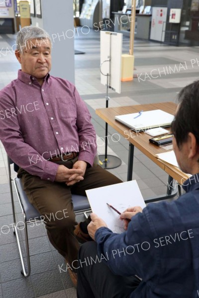 人気を集めた新企画「似顔絵描きます」