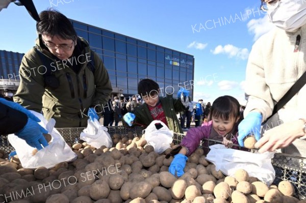めむろ大感謝祭　地元の味覚楽しむ一日に