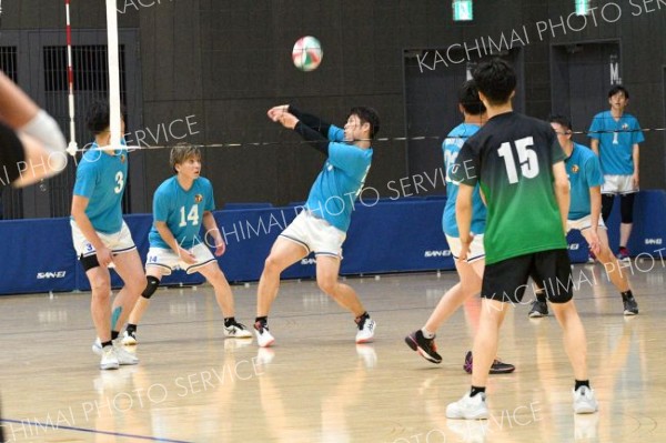 ＲＵＢＩＫ′ＳＣＵＢＥ優勝　女子は帯広市役所クラブ２位　全国社会人９人制バレー東ブロック男女優勝大会 13