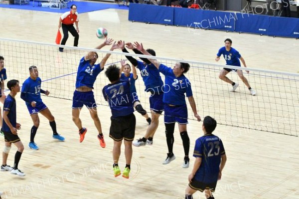 ＲＵＢＩＫ′ＳＣＵＢＥ優勝　女子は帯広市役所クラブ２位　全国社会人９人制バレー東ブロック男女優勝大会 17