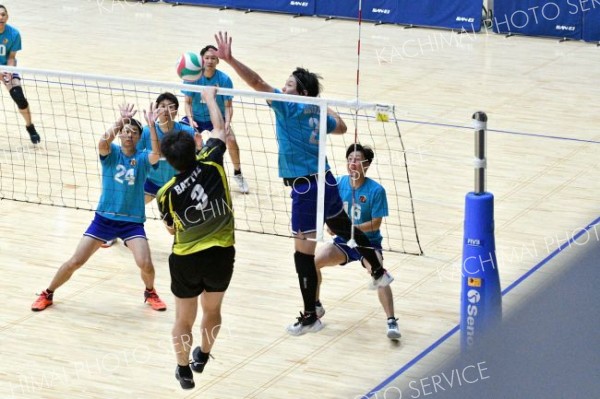 ＲＵＢＩＫ′ＳＣＵＢＥ優勝　女子は帯広市役所クラブ２位　全国社会人９人制バレー東ブロック男女優勝大会 20