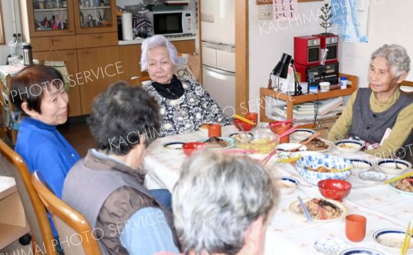 ８９歳主宰サロン１５０回超え　池田　手料理囲みおしゃべり